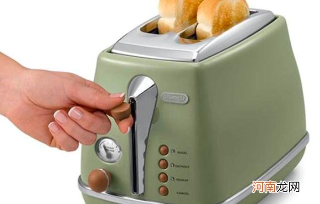 烤面包机怎么用