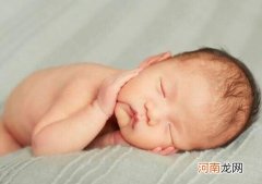 新生婴儿不吃奶该怎么办