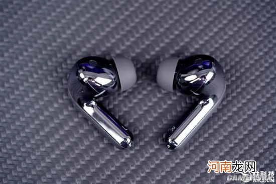 小米降噪耳机FlipBuds Pro图赏：镜面高光设计