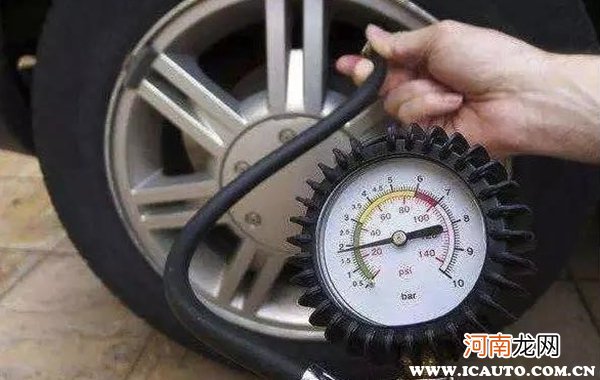 新车耗油量大正常吗？汽车油耗越来越高是什么原因