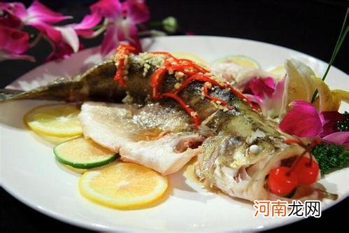 这种食物丰胸很合理 夏天应当多吃