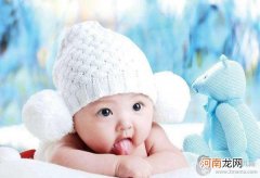 一个月大的女宝宝腹泻奶粉可以和普通奶粉混着喝吗？有什么特点？
