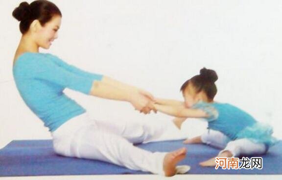 宝宝多大能够练亲子瑜伽