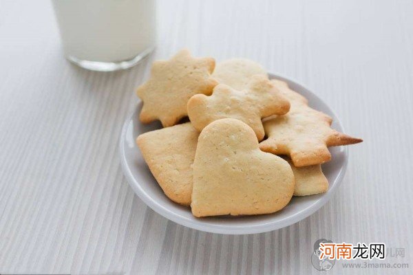 烤箱无黄油饼干的做法 原来饼干的制作方法如此简单