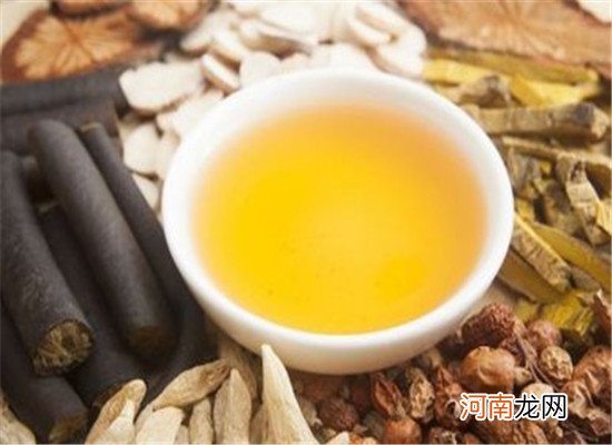 黄芩茶的功效和作用 四个养生效果
