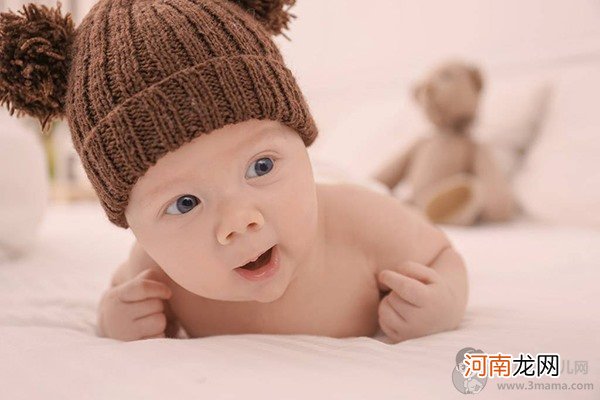 婴儿翻白眼是什么原因 翻白眼是婴儿预警妈妈要注意