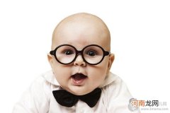 婴儿翻白眼是什么原因 翻白眼是婴儿预警妈妈要注意
