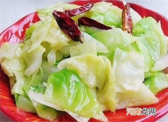 炎炎夏日如何排毒 预防严重便秘的食谱