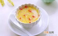 催乳食谱:乌鸡白凤尾菇汤