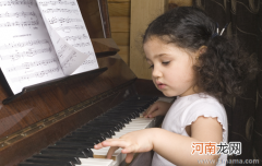 钢琴启蒙从培养乐感开始