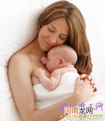 A罩杯妈妈也能奶如泉涌 罩杯与奶量没有一毛钱关系