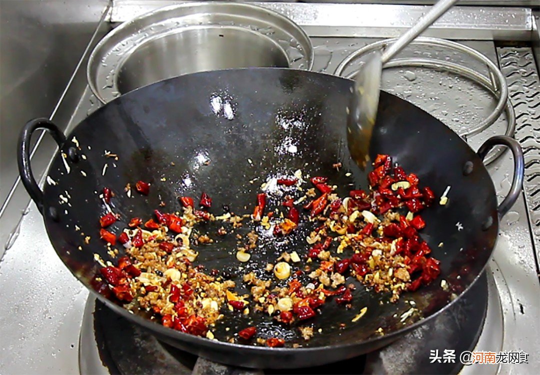 厨师分享干炒四季豆的做法和技巧 干炒四季豆的方法