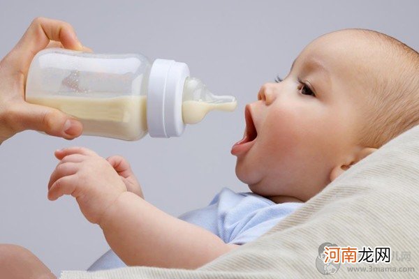 婴儿喝45度的奶会烫吗 绝大多数妈妈都会忽略的问题