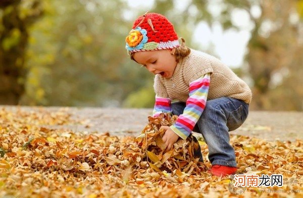 网传宝宝穿衣公式靠谱吗 注意宝宝穿衣看人不看群
