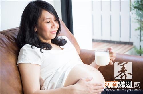 怀孕多久开始分泌初乳