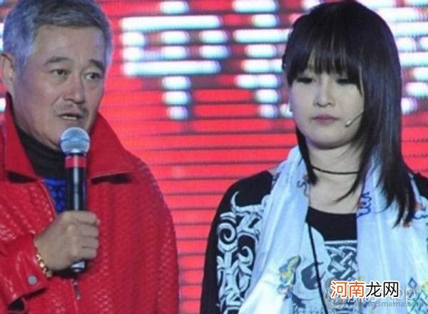 赵本山女儿球球承认整容 她之前长什么样子呢