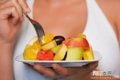 坐月子宜吃八种水果 补充维生素C