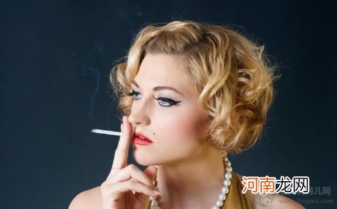 孕妇和吸烟的人一起安全吗?