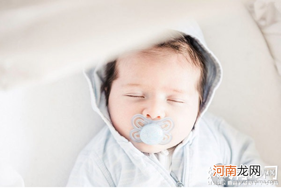 宝宝护理要点:五个月宝宝睡眠时间及宝宝护理小常识
