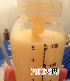 孕晚期初乳是什么颜色