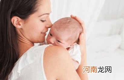 坐月子宝宝睡觉开灯还是关灯好，宝宝睡眠不好有哪些原因？