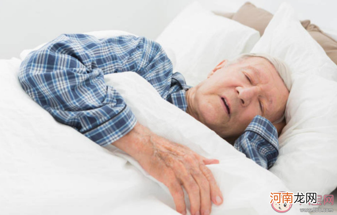 丢失|平均每人每年或丢失44小时睡眠 为何到老年睡眠时间就少了