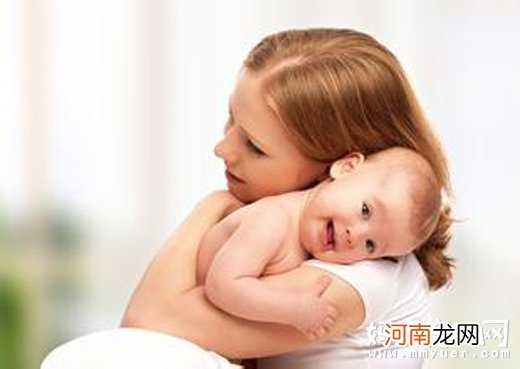 产后哺乳有助产后恢复 千万不要一时糊涂放弃母乳喂养