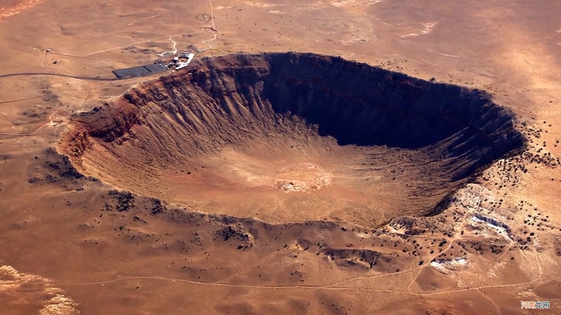 拥有让恐龙直接灭绝的威力 希克苏鲁伯陨石坑是世界十大陨石坑