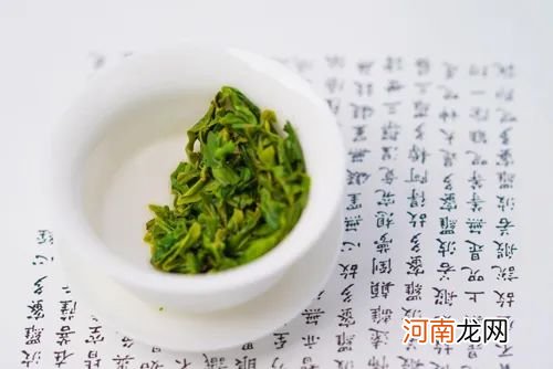 藏在大别山深处的单片叶茶 六安瓜片图片