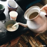 两分钟带你了解并快速制作酥油茶 酥油茶怎么做