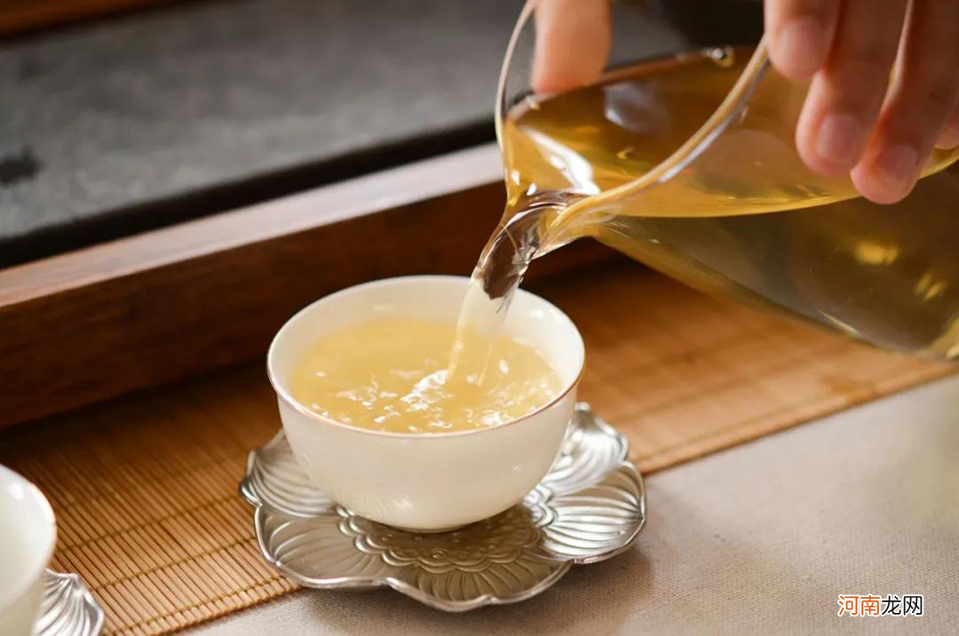 白茶既安神又养神 白茶功效与作用是什么