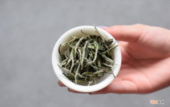 白茶是属于红茶还是属于绿茶