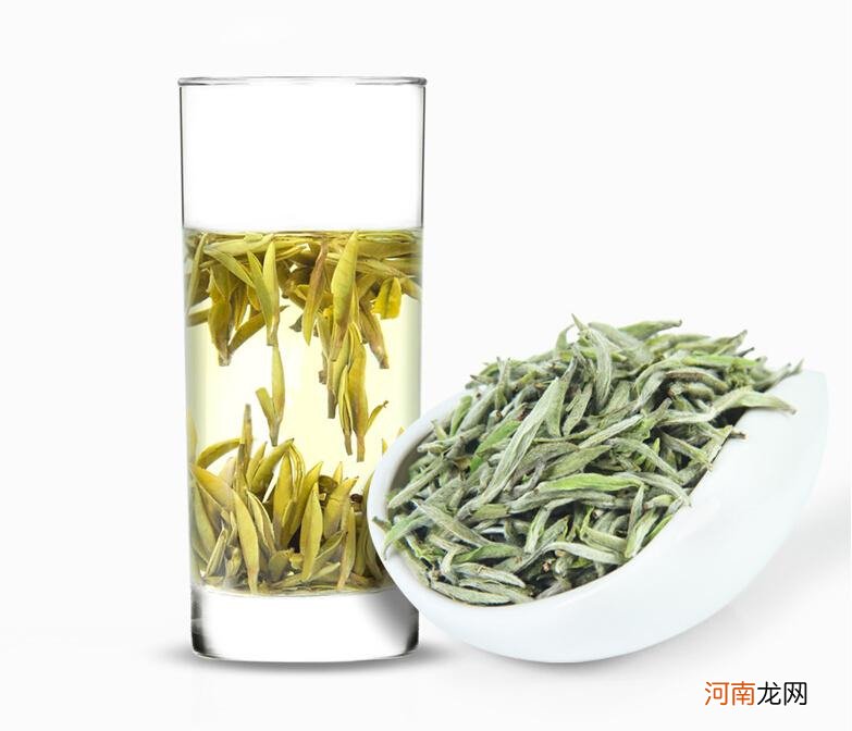 白茶的茶汤颜色是多元 白茶泡出来的水是什么颜色