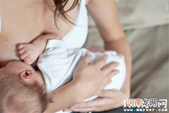 母乳喂养的宝宝需要喝水吗 哪些情况下要给宝宝喂水呢