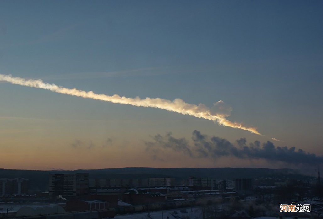 俄罗斯陨石不是被UFO击毁 俄罗斯陨石被击碎真相