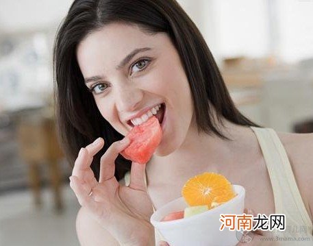 为什么母乳有点偏绿色