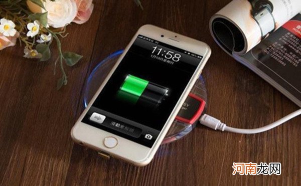 怎么给手机充电？ 手机充电充到多少拔最好