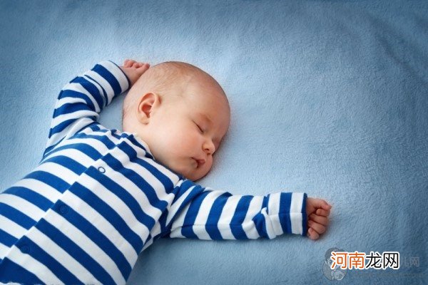 婴儿各个月份睡眠时间 不同月龄睡眠时间也会不同