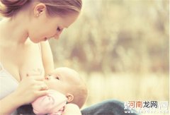 过早使用安抚奶嘴会造成母乳少 盘点造成母乳少的原因