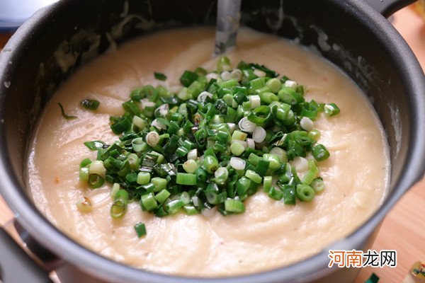 宝宝土豆泥怎么做好吃 做法简单又营养的辅食土豆泥