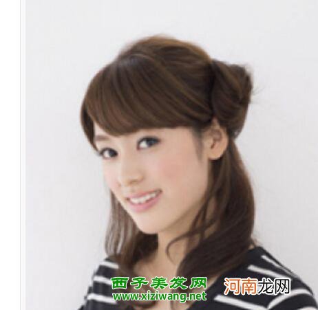 女生小卷发发型如何扎 五款漂亮小卷发发型欣赏