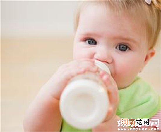 宝宝奶粉喂养该注意什么 奶粉喂养这些事情容易忽略