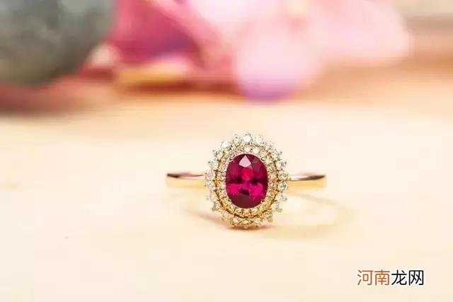 碧玺石的6大功效 碧玺石的功效与作用