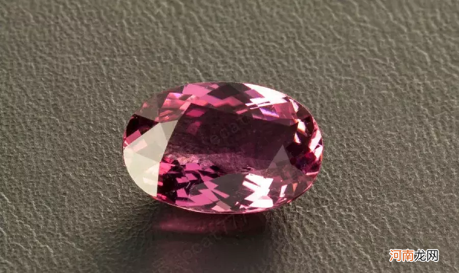 碧玺石的6大功效 碧玺石的功效与作用