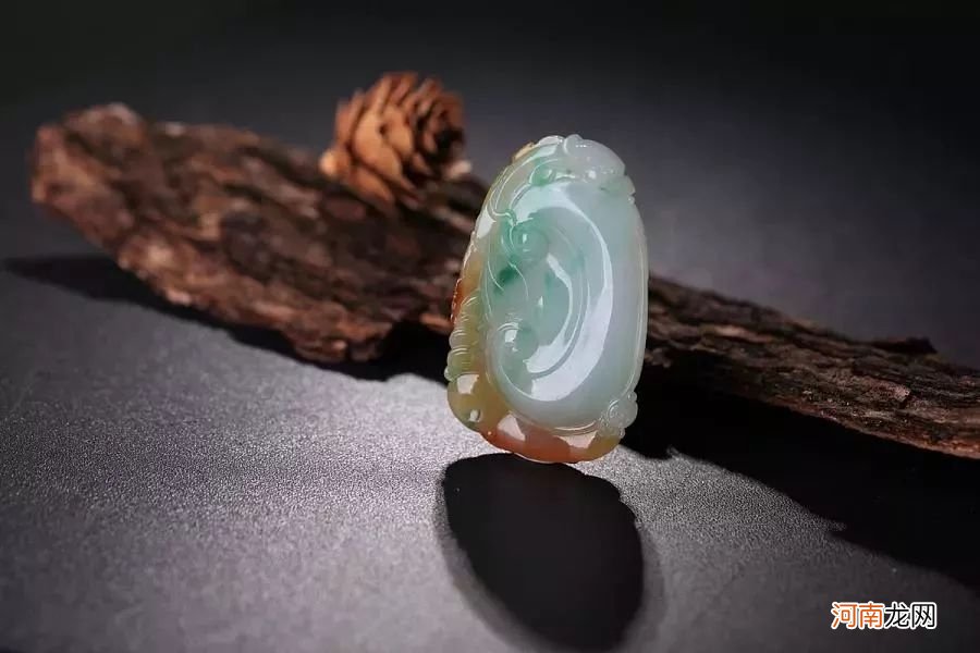 冰糯种和冰种价值区别 冰糯种翡翠好不好