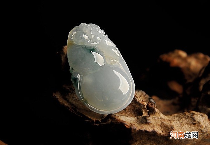 冰糯种和冰种价值区别 冰糯种翡翠好不好