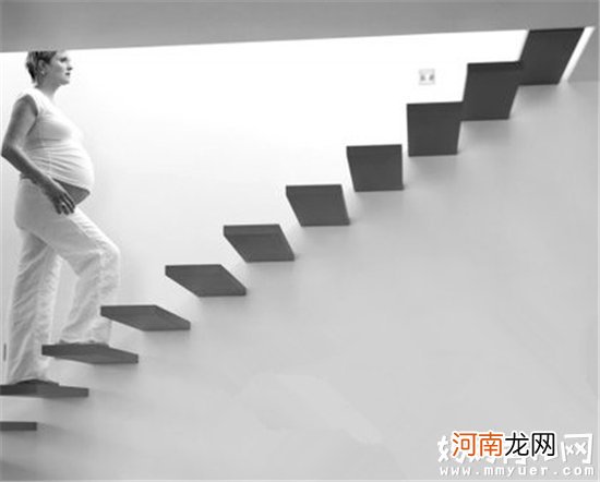爬楼梯有助于顺产是真的吗 孕期做什么运动有助于顺产