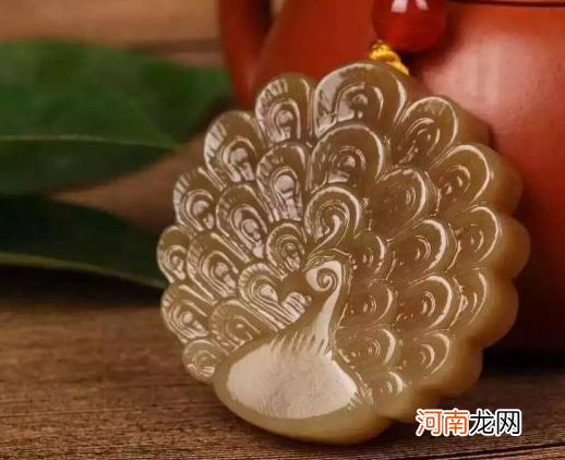 从糖玉的“糖”看和田玉 和田玉糖料