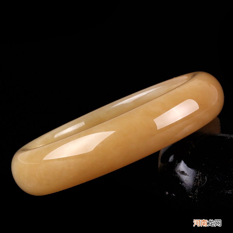 从糖玉的“糖”看和田玉 和田玉糖料