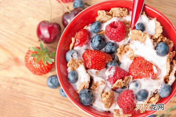 一周岁宝宝便秘食谱 解决宝宝便秘原来如此简单